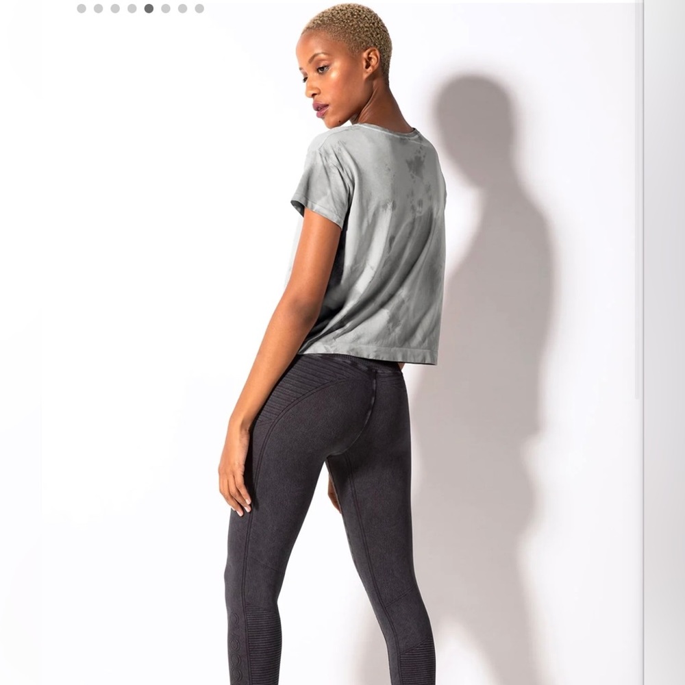 Avocado Haze Favorite Tee in Tradewinds Haze